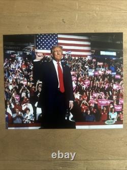 45e/47e PRÉSIDENT DES ÉTATS-UNIS DONALD J. TRUMP PHOTO GLOSSY 8x10 SIGNÉE À LA MAIN VSA COA