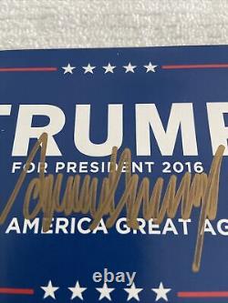 Autocollant Trump 2016 MAGA 4x6 signé à la main en encre dorée