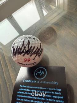 Balle de GOLF signée par le Président Donald Trump avec certificat d'authenticité