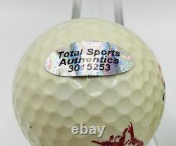 Balle de golf signée par Donald Trump avec certificat d'authenticité (3015253)