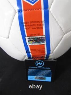 Balle de soccer signée par le Président Donald Trump avec certificat d'authenticité