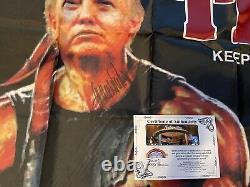 Bannière signée par Donald Trump/Rare