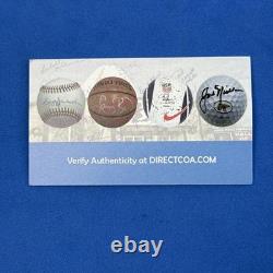 Baseball autographed par le président Donald J Trump avec hologramme et certificat d'authenticité.