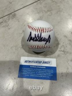 Baseball signé à la main par le président Donald Trump avec certificat d'authenticité hologramme