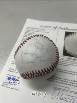 Baseball signé par le président Donald Trump et Ivana Trump, certifié JSA LOA
