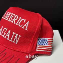 CASQUETTE MAGA SIGNÉE À LA MAIN PAR DONALD TRUMP 45-47 Président Rendre l'Amérique Grande HOLO COA