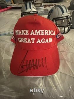 CASQUETTE MAGA SIGNÉE À LA MAIN PAR LE PRÉSIDENT DONALD TRUMP 45-47 Drapeau