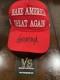Casquette Maga Rouge Signée Et Autographiée Par Donald J. Trump Avec Certificat D'authenticité