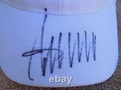 Casquette MAGA blanche signée et autographiée par le président Donald Trump en 2020 avec PSA et JSA