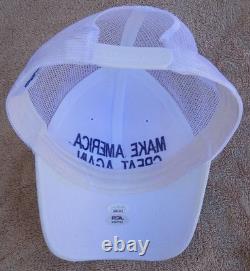 Casquette MAGA blanche signée et autographiée par le président Donald Trump en 2020 avec PSA et JSA