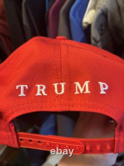 Casquette MAGA signée par Trump