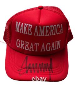 Casquette MAGA signée par le président Donald J. Trump avec certificat d'authenticité