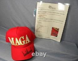 Casquette Magasine spéciale signée par autographe de Donald Trump (à lire absolument)