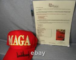 Casquette Magasine spéciale signée par autographe de Donald Trump (à lire absolument)