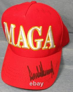 Casquette Magasine spéciale signée par autographe de Donald Trump (à lire absolument)