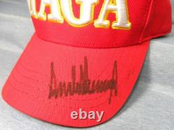 Casquette Magasine spéciale signée par autographe de Donald Trump (à lire absolument)