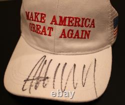 Casquette Make America Great Again signée et autographiée par Donald Trump, PSA DNA