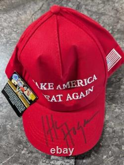 Casquette Make America Great Again signée par Hulk Hogan MAGA Trump USA 2024 avec certificat d'authenticité