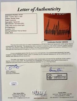 Casquette/chapeau MAGA Président #45 signée par Donald Trump avec certificat d'authenticité JSA et lettre d'authenticité