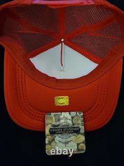 Casquette de camionneur rouge MAGA signée et autographiée par Donald J. Trump avec certificat d'authenticité Président USA