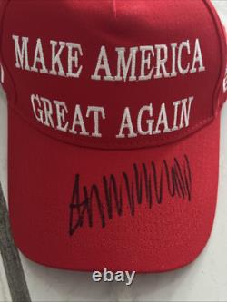 Casquette dédicacée par le Président Donald Trump avec certificat d'authenticité Keep America Great #45-47