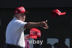 Chapeau MAGA Deluxe Autographié par TRUMP avec COA GAA