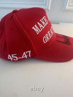 Chapeau autographié signé par le président Donald Trump avec certificat d'authenticité Make America Great Again Maga