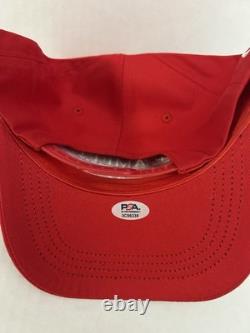 Chapeau de campagne 'Make America Great Again' signé par Robert O'Neill de Donald Trump PSA