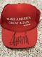 Chapeau De Campagne Rouge Maga 2016 Signé Autographié Par Donald J. Trump Avec Certificat D'authenticité De Jsa