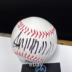 DONALD TRUMP A SIGNÉ Balle de Baseball Président avec Étui Signature MAGA Auto COA HOLO