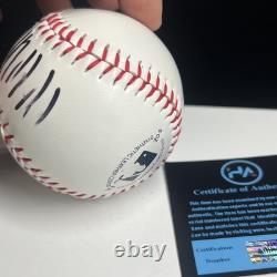 DONALD TRUMP A SIGNÉ Balle de Baseball Président avec Étui Signature MAGA Auto COA HOLO