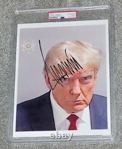 DONALD TRUMP Photo de dossier d'arrestation signée à la main 8x10 + Autographe authentifié PSA