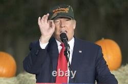 Donald J. Trump A Signé Autographied Maga Hat Cap Camo Military Psa Adn Loa