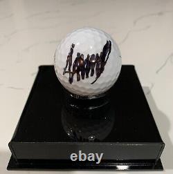Donald J Trump Président Etats-unis Amérique Rare Autographed Golf Ball Signé