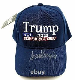 Donald J. Trump Signé À La Main Bleu Autographié 2020 Keep America Great Hat Coa