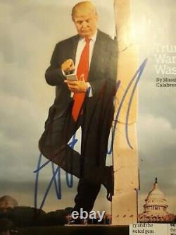 Donald Trump (45e Président) A Signé Le Magazine Time Avec L'aco