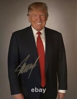 Donald Trump 45e Président Autographe Original Signé À La Main 8x10 Avec Coa