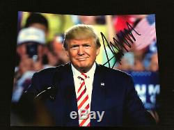 Donald Trump, 45e Président, Dédicacé 8x10 Main Photo Dédicacée Authentique Coa