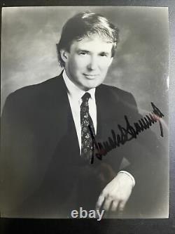 Donald Trump 8x10 Noir Et Blanc Photo Signée Auto