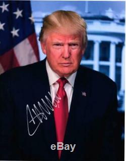 Donald Trump A Signé 11x14 Photo Photo Autographiée Coa Inclus