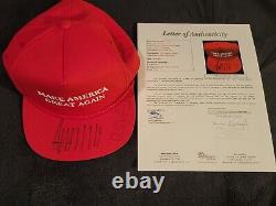 Donald Trump A Signé Autographié Rendre L'amérique Grande À Nouveau Chapeau Avec Jsa Coa