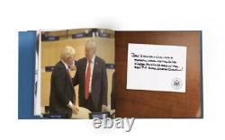 Donald Trump A Signé Le Livre Autographié Notre Voyage Ensemble Président Précommande