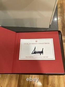 Donald Trump A Signé Le Livre Autographié Notre Voyage Ensemble Président Vendu