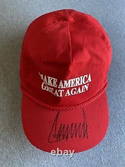 Donald Trump Autographe 45e Président Jan 20,2017 Jour D'inauguration Maga Hat Psa