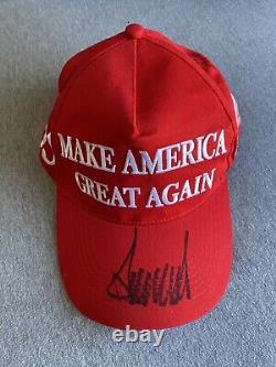 Donald Trump Autographe 45e Président Maga Hat Psa/dna Full Lettre Cert Al01664