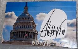 Donald Trump Autographed Signed Cut BAS Beckett LOA <br/>

 
 <br/>  La traduction en français est: Donald Trump Autographed Signed Cut BAS Beckett LOA
