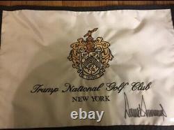 Donald Trump Autographié Signé Signature Complète Golf Pin Flag Steiner Coa