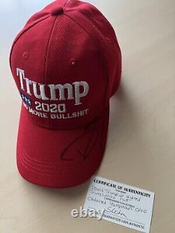 Donald Trump Jr A Signé Trump Hat