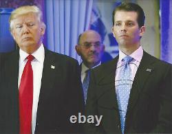 Donald Trump Jr. Signé 8x10 Photo Avec La Famille Du Président De La République Maga 2020