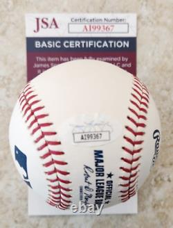 Donald Trump Jr. a signé une balle de baseball OMLB avec JSA COA #AI99367 MAGA